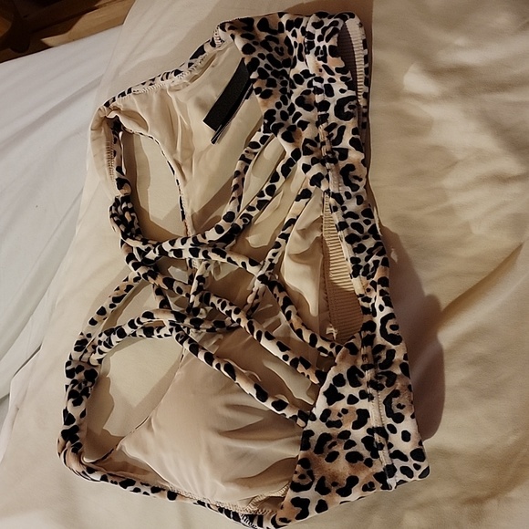 Victorias secret sports bra - Picture 2 of 3